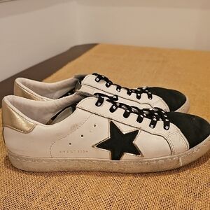 Vintage Havana White and Black With Gold Star Sneakers.
